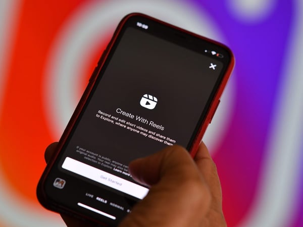 Instagram Reels and Tik Tok